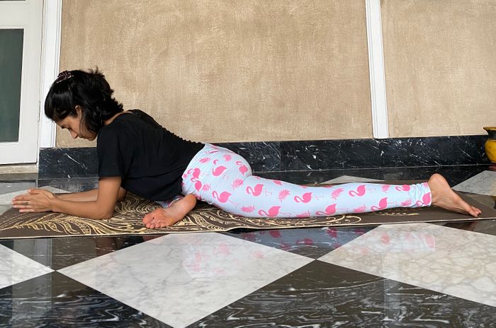 Eka Pada Rajakapotasana International Day Of Yoga With Mrinalika Bhanjdeo featured in currentMood magazine