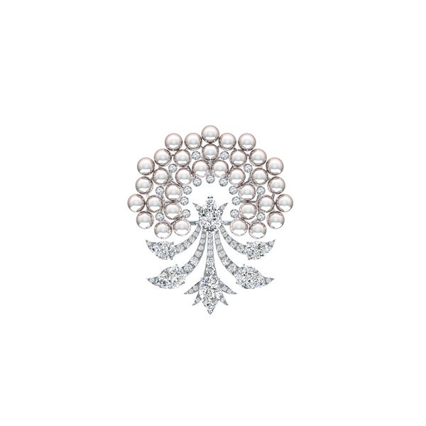 An interview with Meet Kamdar Avlani, the jewellery designer behind the eponymous brand, Kamdaravlani