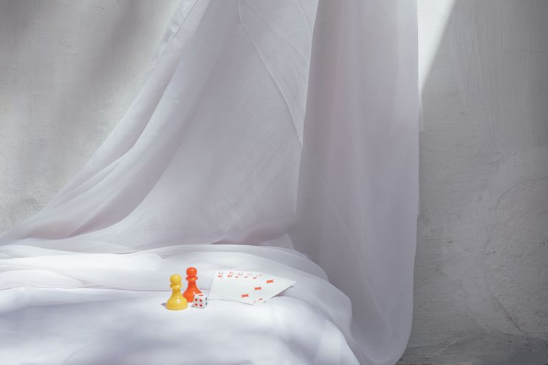 (UN)rest a quarantine photo series by Vriddhi Sawlani on currentMood magazine. Art in the time of corona 11