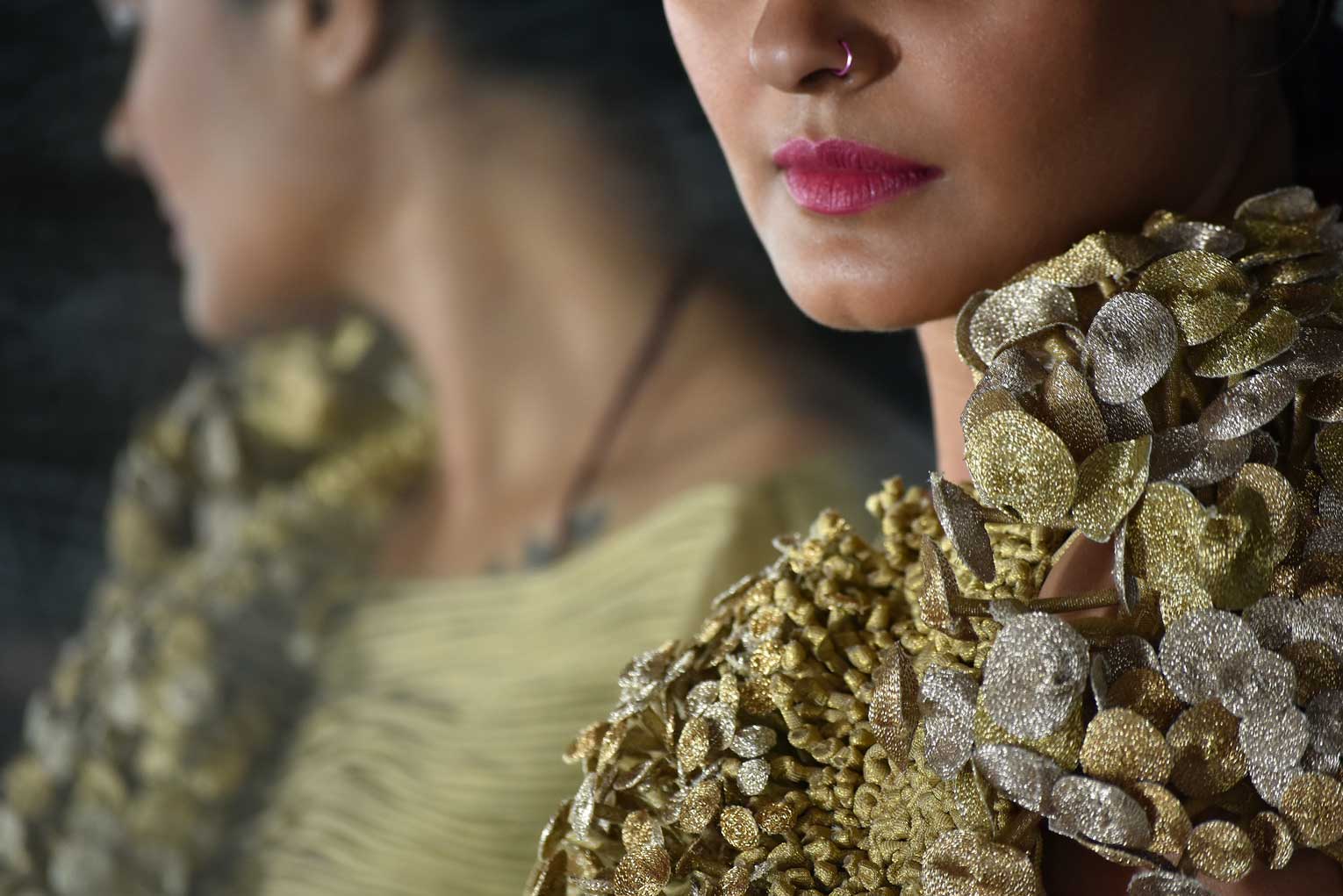 Weaving magic a bridal handloom collection in support of artisans and weavers, by designer Vaishali Shadangule. Vaishali S featured in currentMood magazine Weaving magic a bridal handloom collection in support of artisans and weavers, by designer Vaishali Shadangule. Vaishali S featured in currentMood magazine