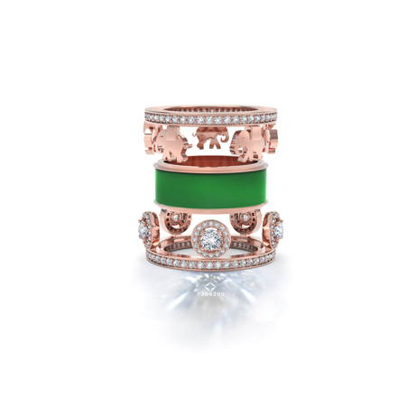 currentMood's holiday gifting guide 2018 featuring Gucci, Cartier, Forevermark, Christian Louboutin, Fendi and Dior